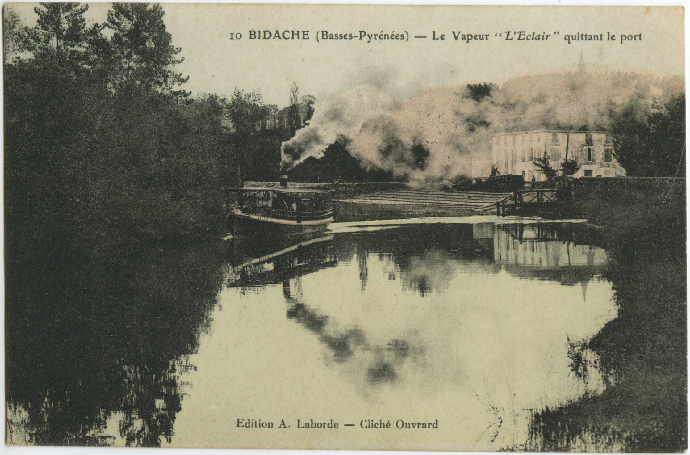 Bidache - Le Vapeur "L'Eclair" quittant le port