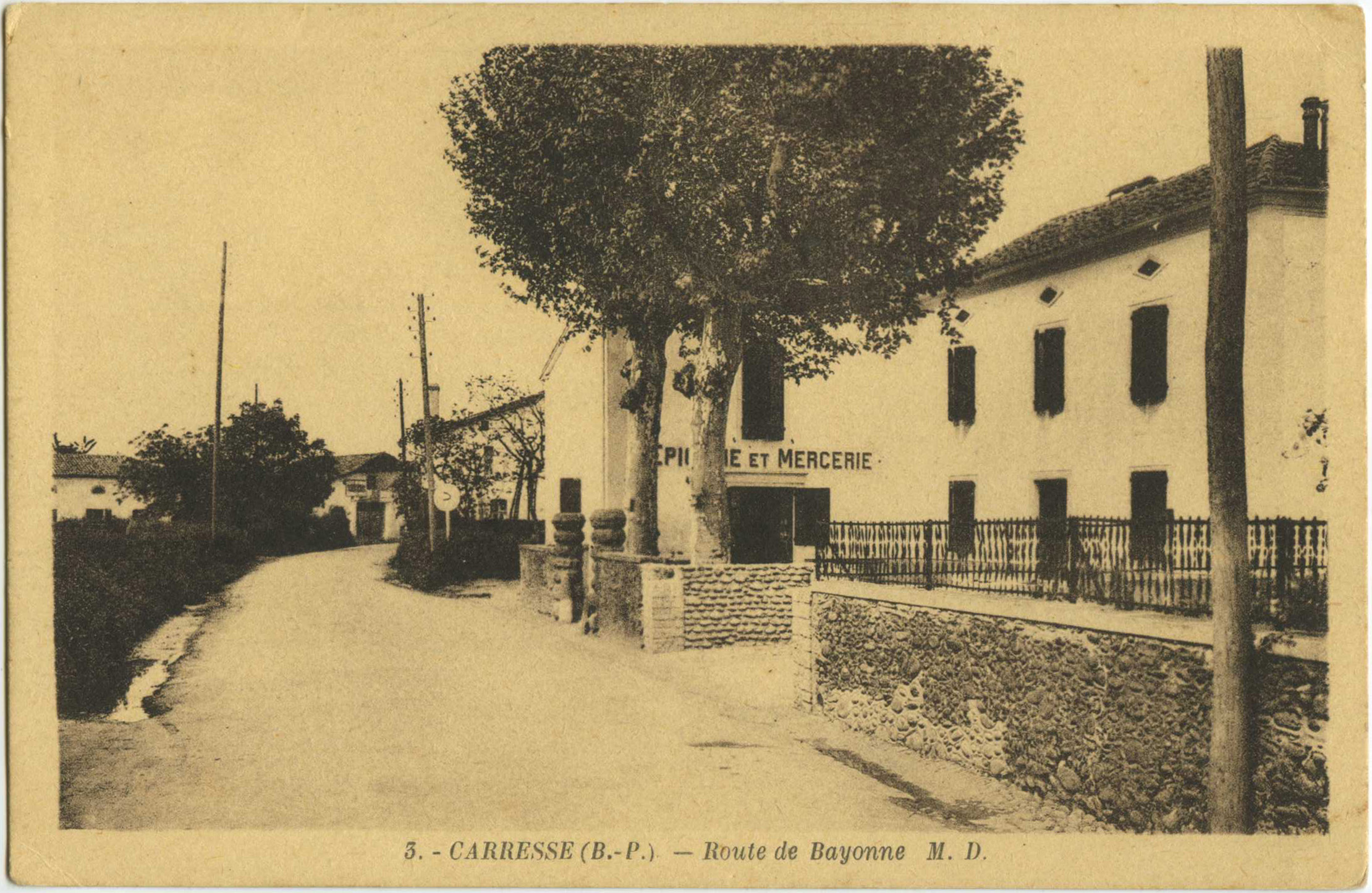 Carresse-Cassaber - Route de Bayonne