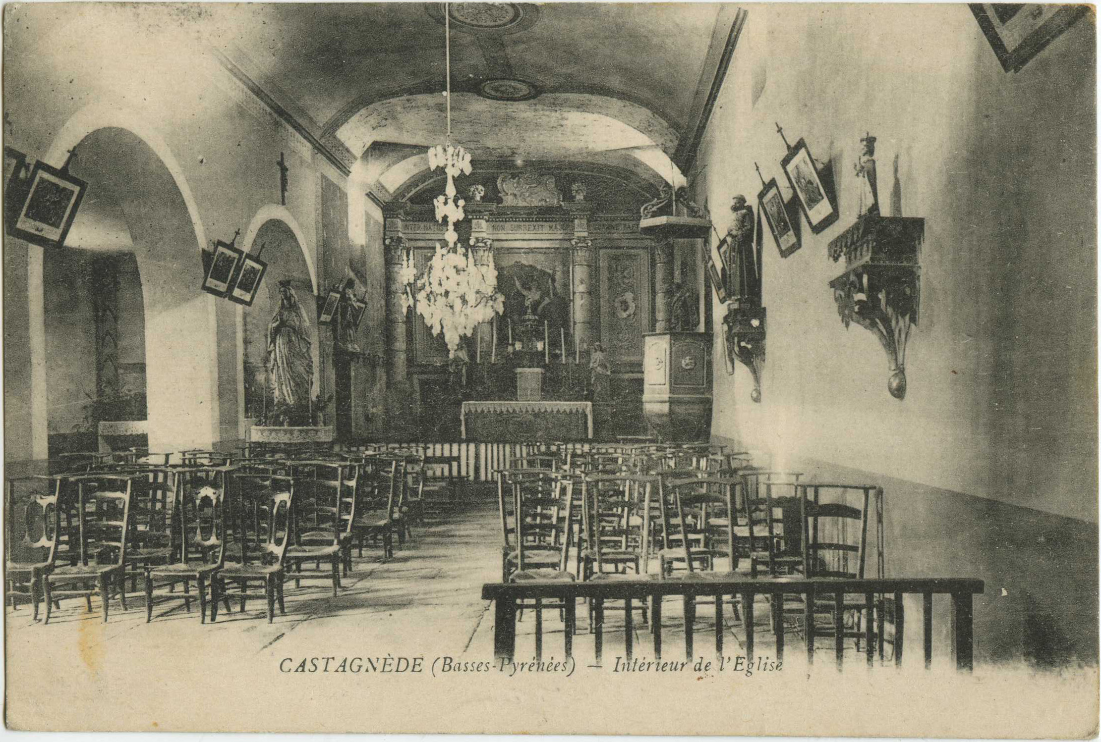 Castagnède - Intérieur de l'Eglise