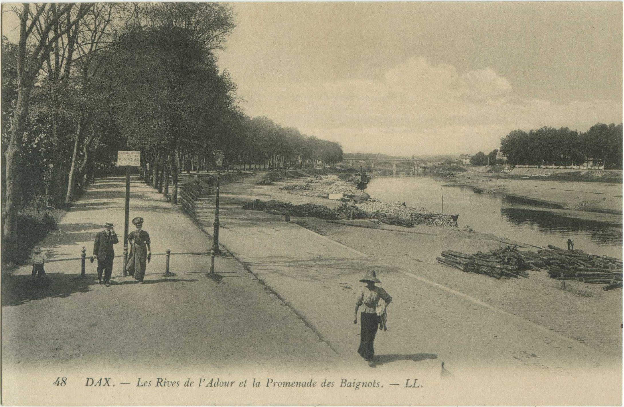 Dax - Les Rives de l'Adour et la Promenade des Baignots.