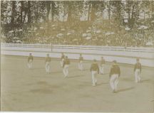 Carte postale ancienne - Dax - Photo - Une course landaise dans les anciennes arènes (vers 1910)