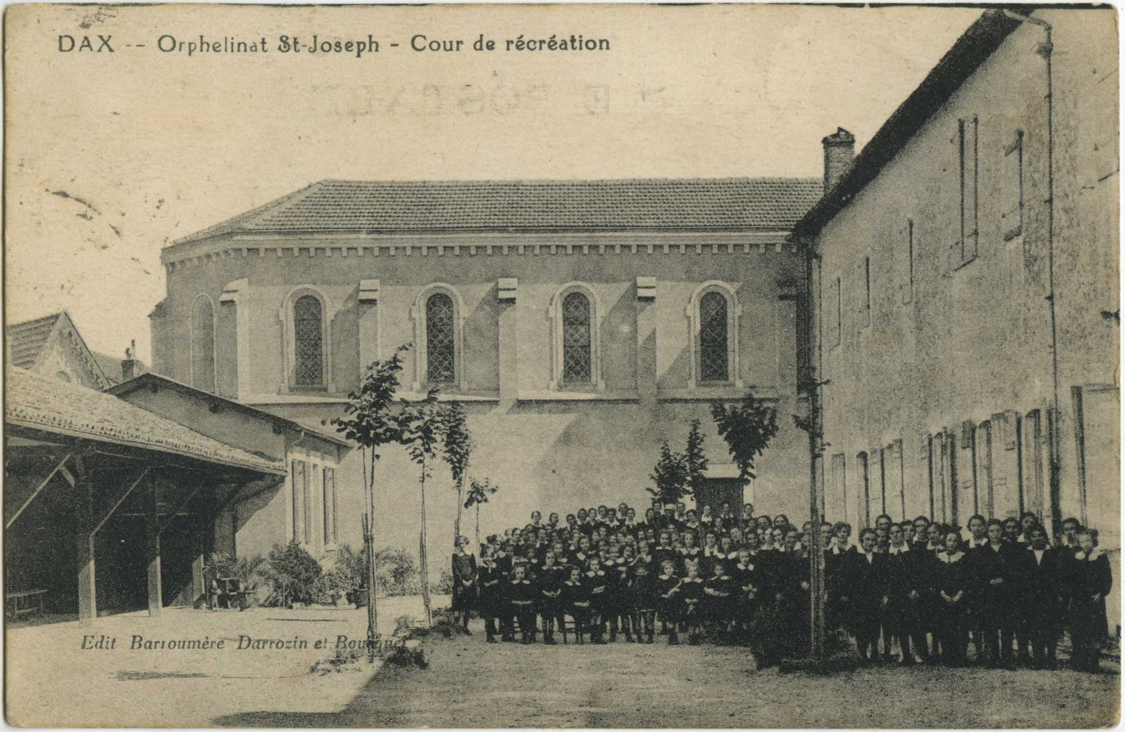 Dax - Orphelinat St-Joseph - Cour de récréation