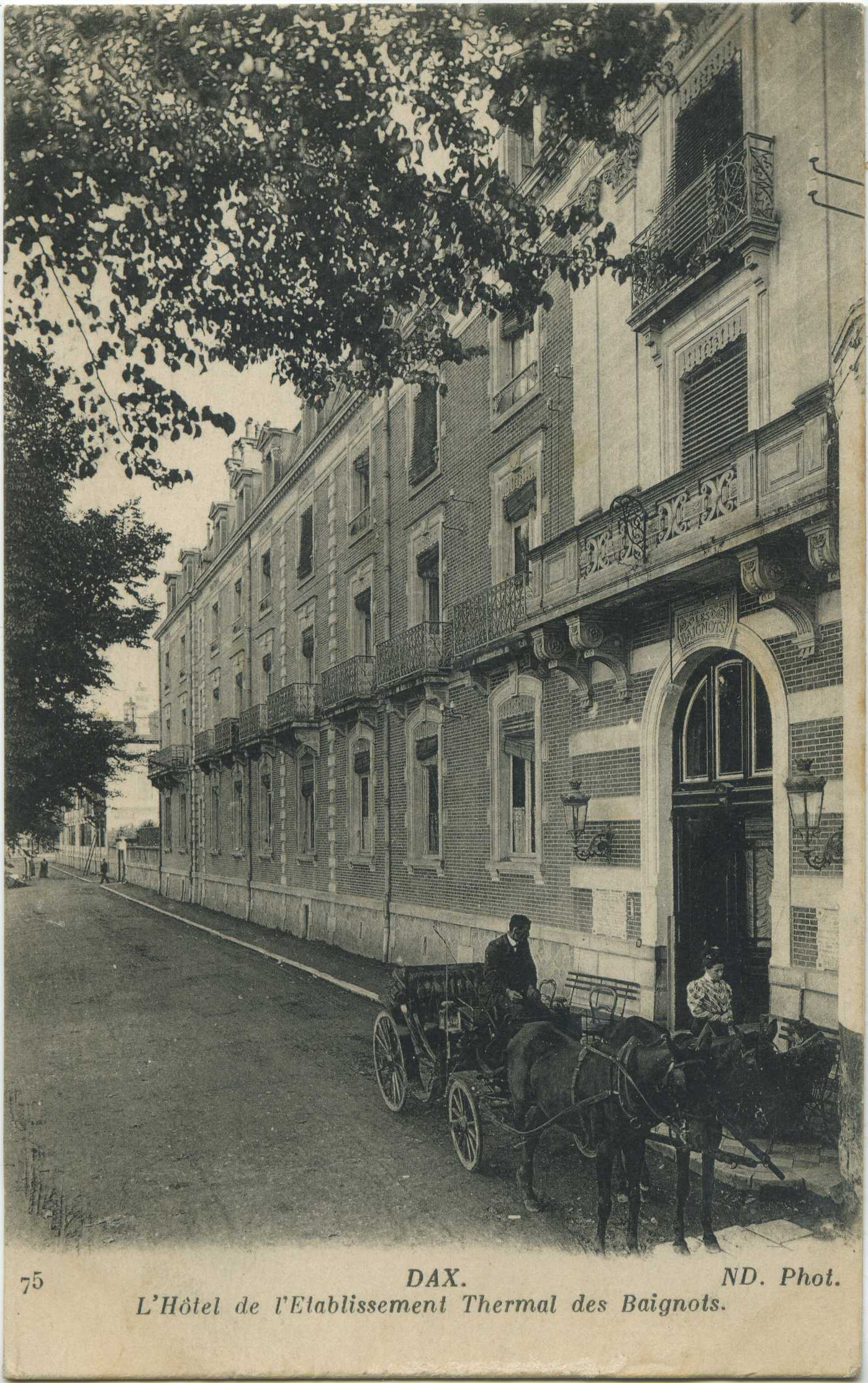 Dax - L'Hôtel de l'Etablissement Thermal des Baignots.