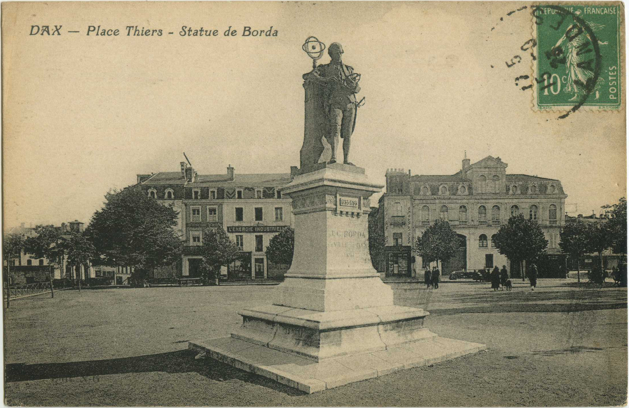 Dax - Place Thiers - Statue de Borda
