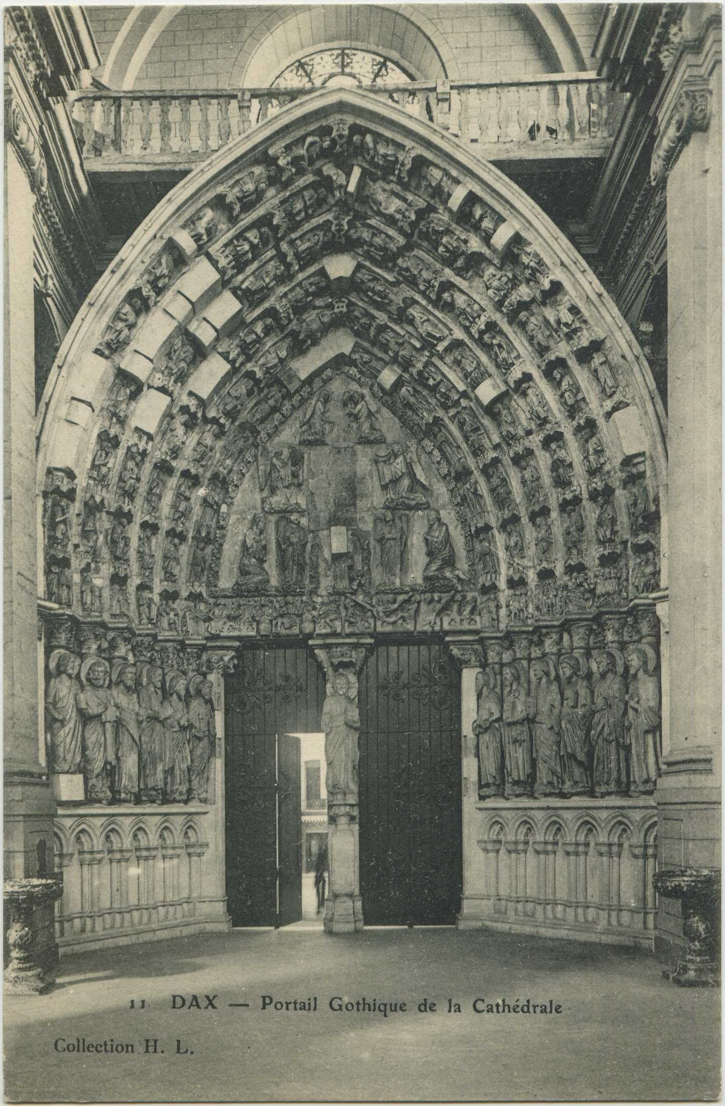 Dax - Portail Gothique de la Cathédrale