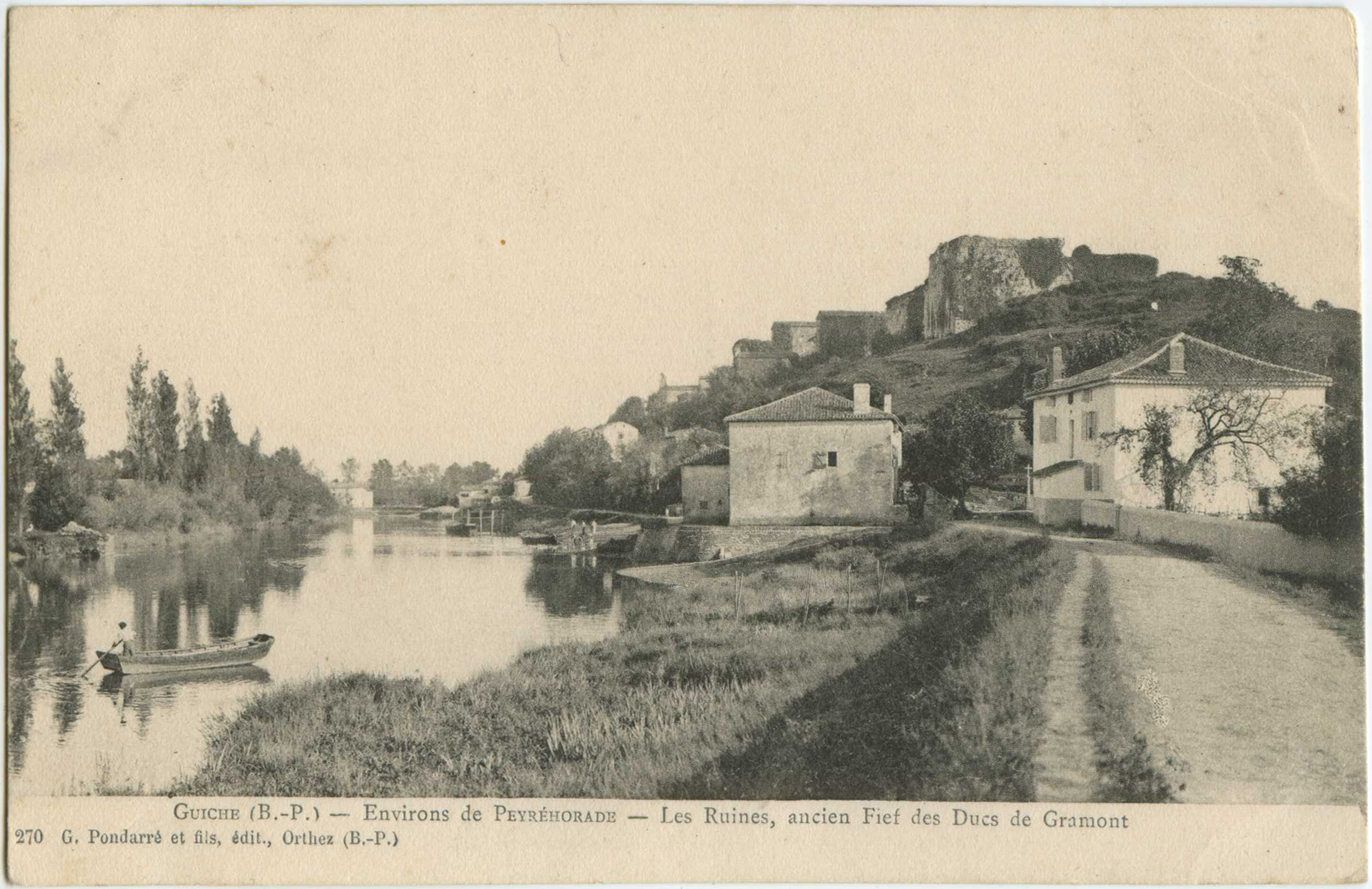 Guiche - Les Ruines, ancien Fief des Ducs de Gramont 