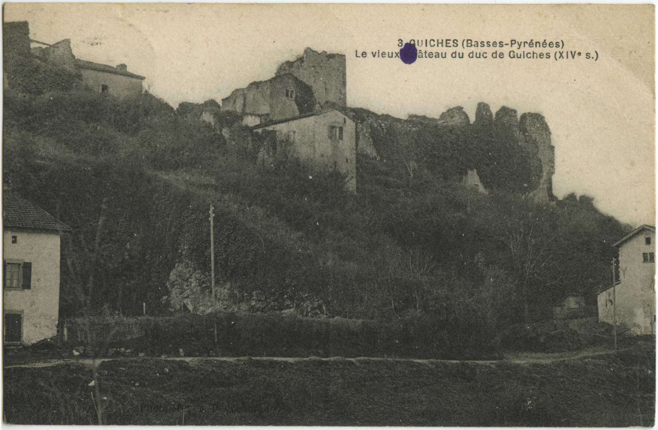 Guiche - Le vieux château du duc de Guiches (XIV<sup>e</sup> s.)