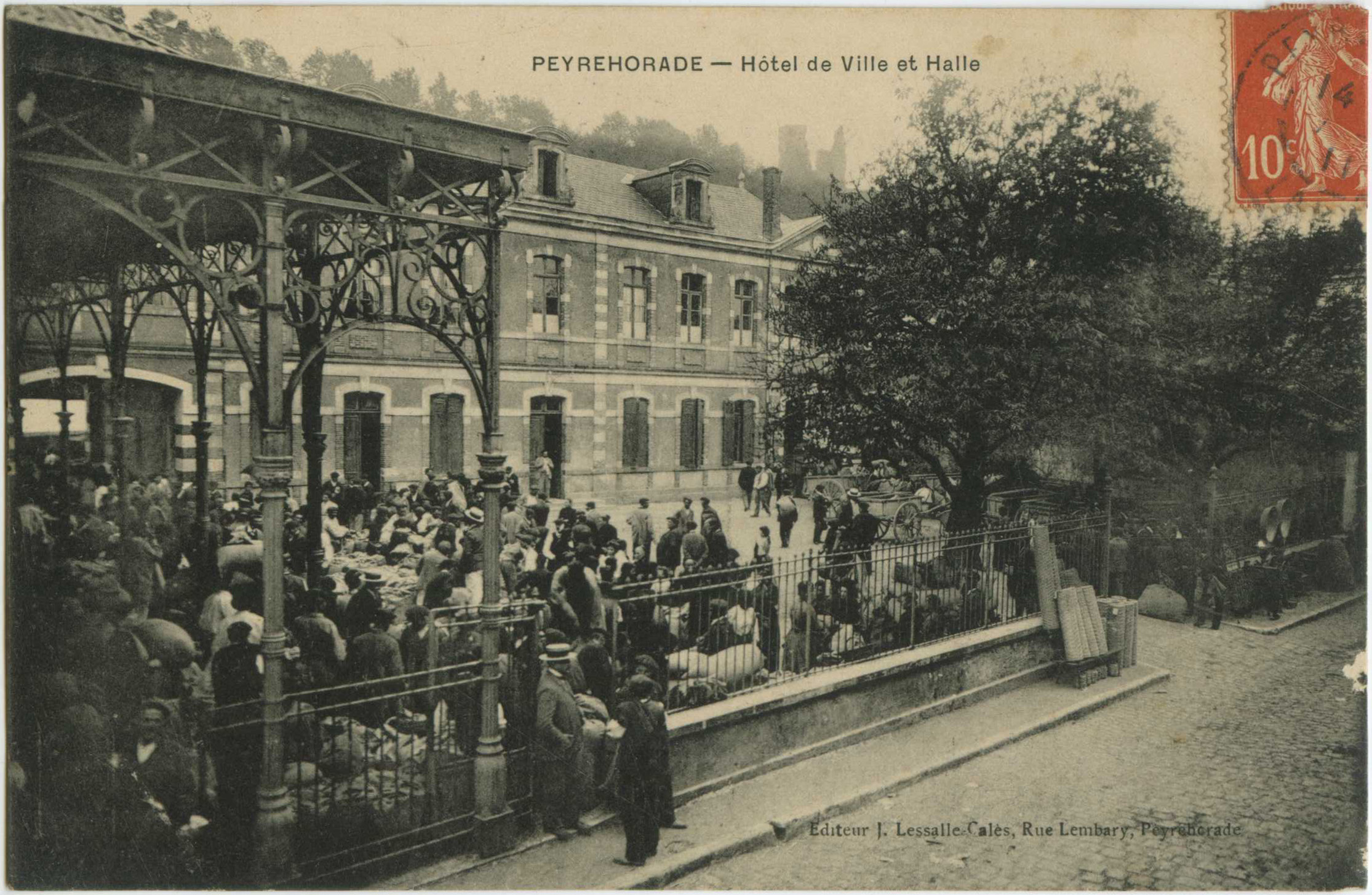 Peyrehorade - Hôtel de Ville et Halle