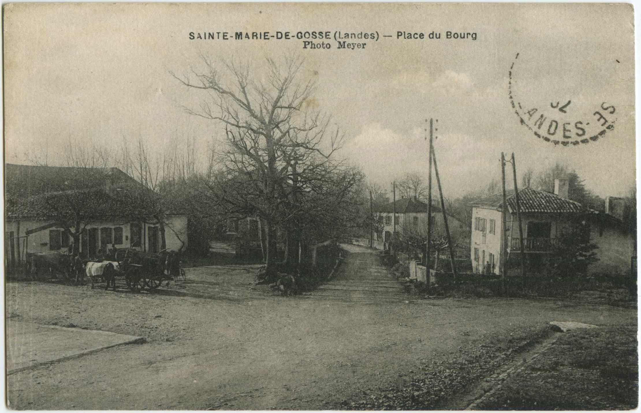 Sainte-Marie-de-Gosse - Place du Bourg