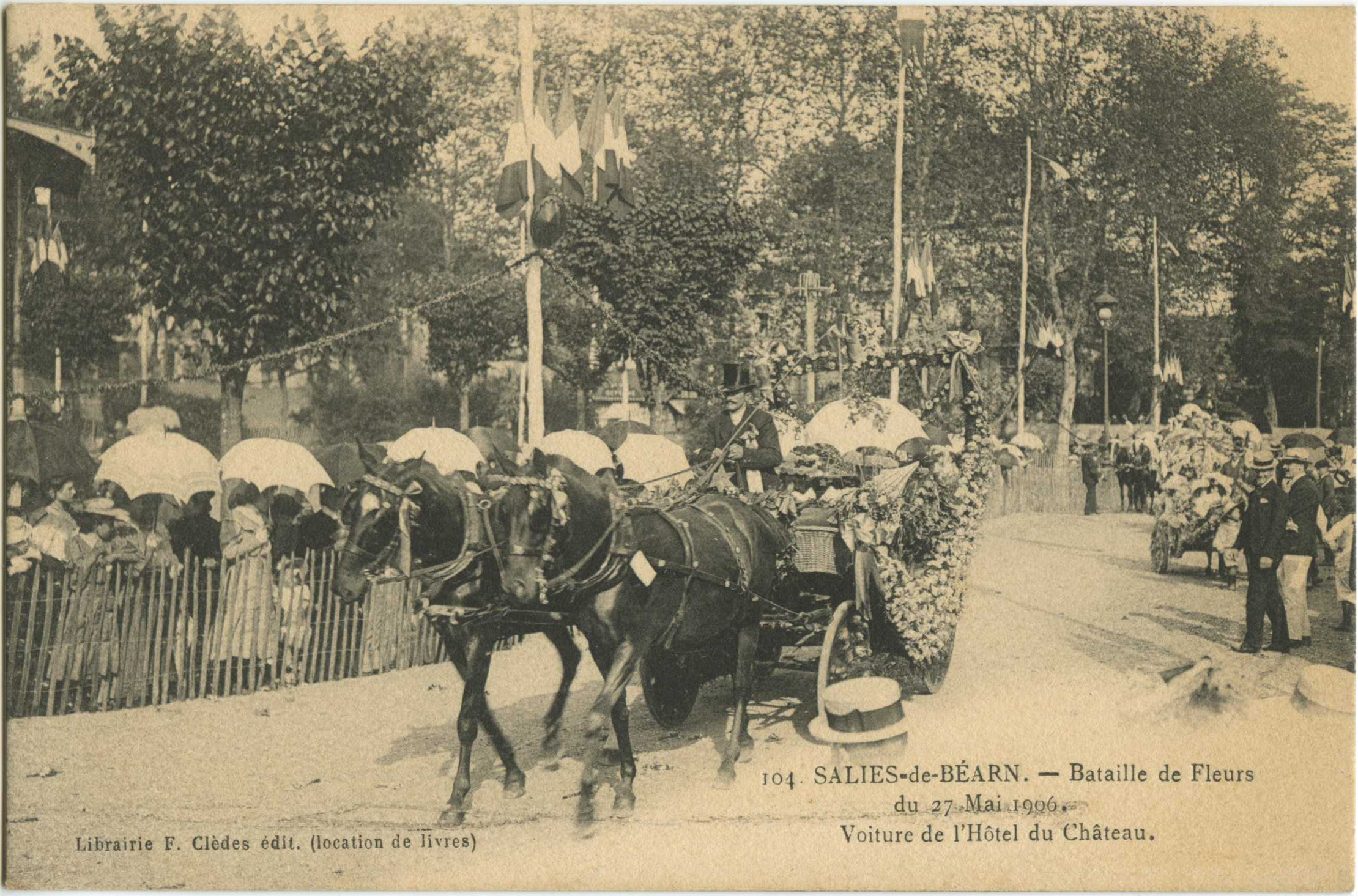 Salies-de-Béarn - Bataille de Fleurs du 27 Mai 1906. Voiture de l'Hôtel du Château.