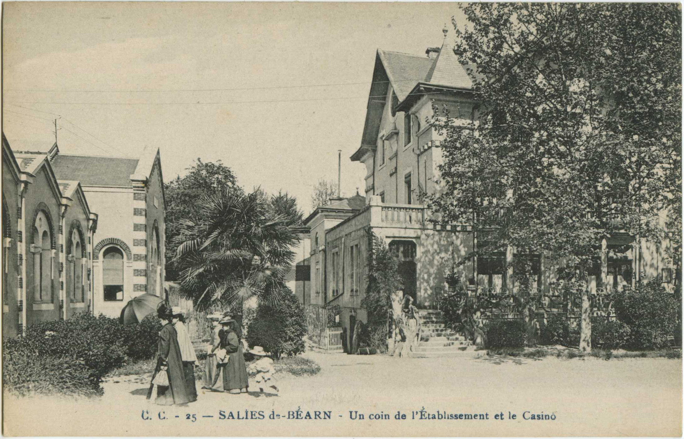 Salies-de-Béarn - Un coin de l'Établissement et le Casino