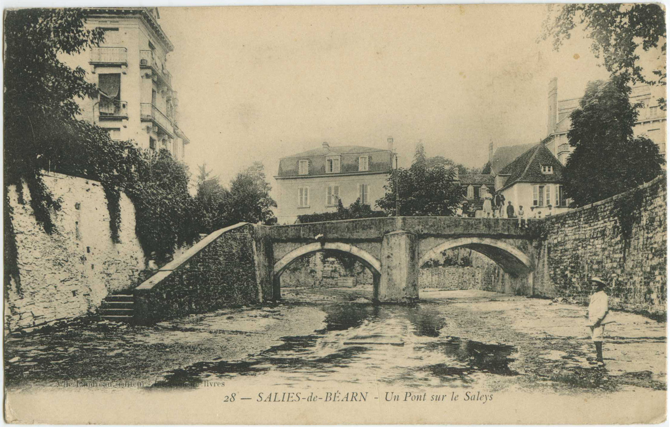 Salies-de-Béarn - Un Pont sur le Saleys