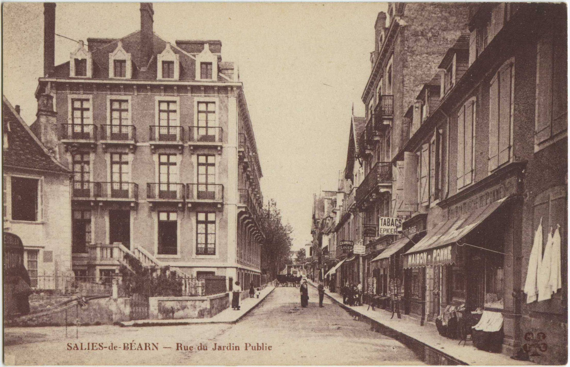 Salies-de-Béarn - Rue du Jardin Public