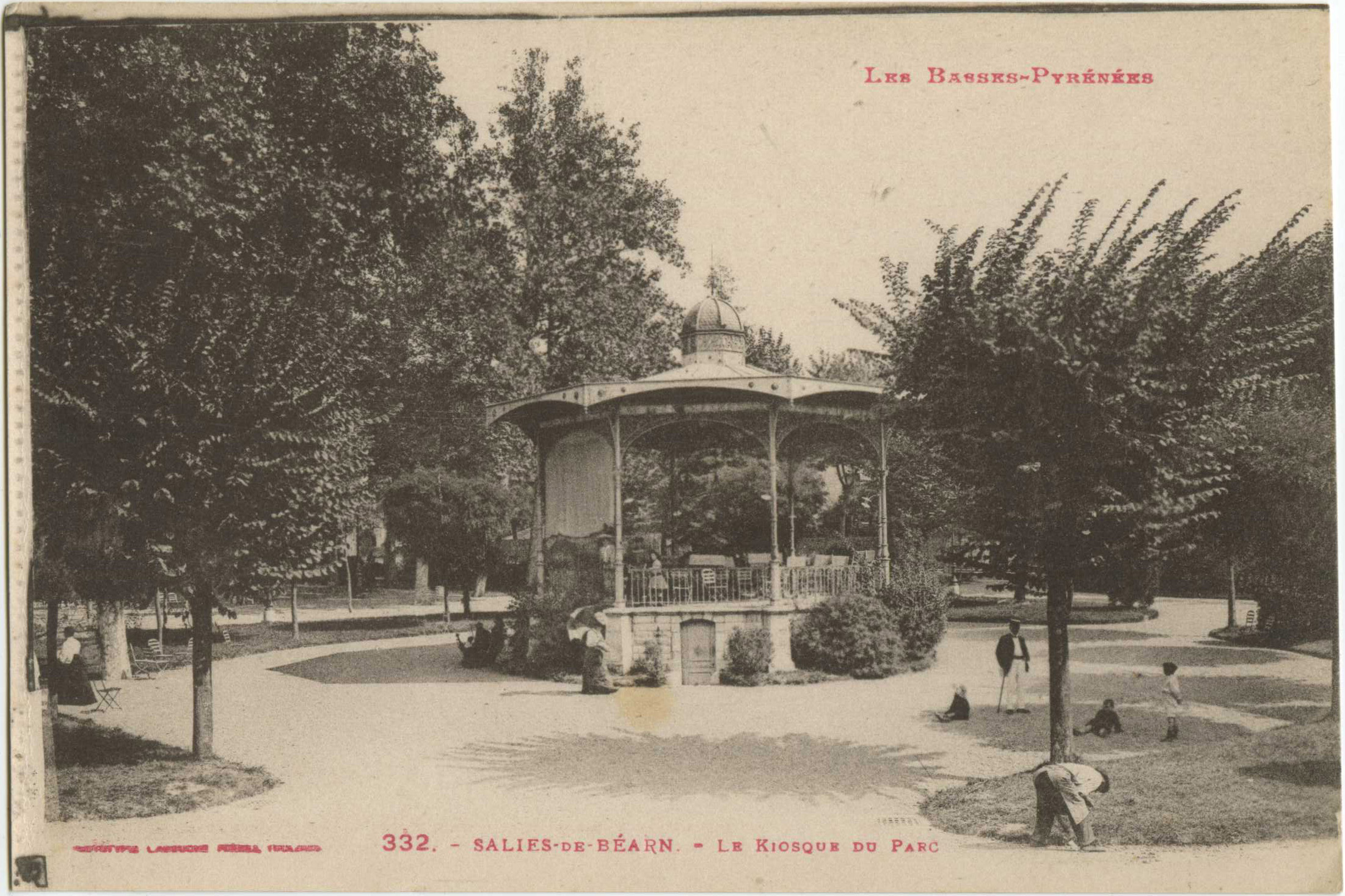 Salies-de-Béarn - Le Kiosque du Parc