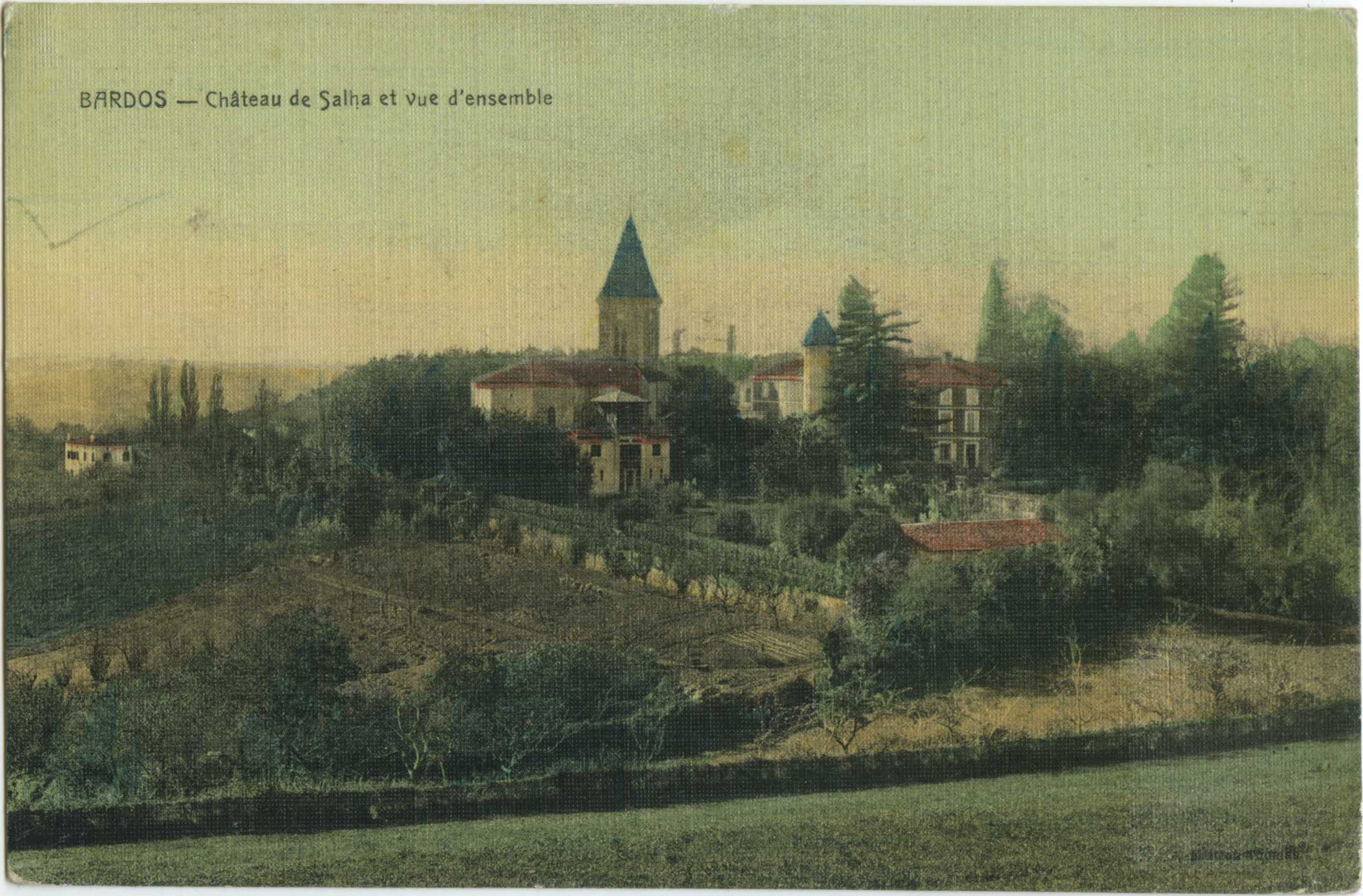 Bardos - Château de Salha et vue d'ensemble