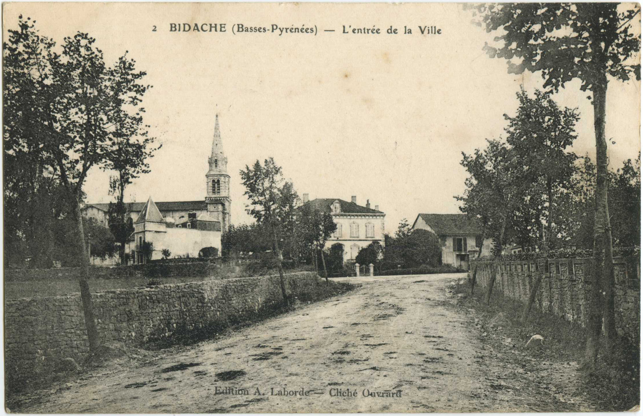 Bidache - L'entrée de la Ville