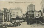 Carte postale ancienne - Dax - Marché sur la Place de la Fontaine chaude