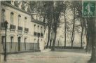 Carte postale ancienne - Dax - Sous-Préfecture et Promenade des Remparts