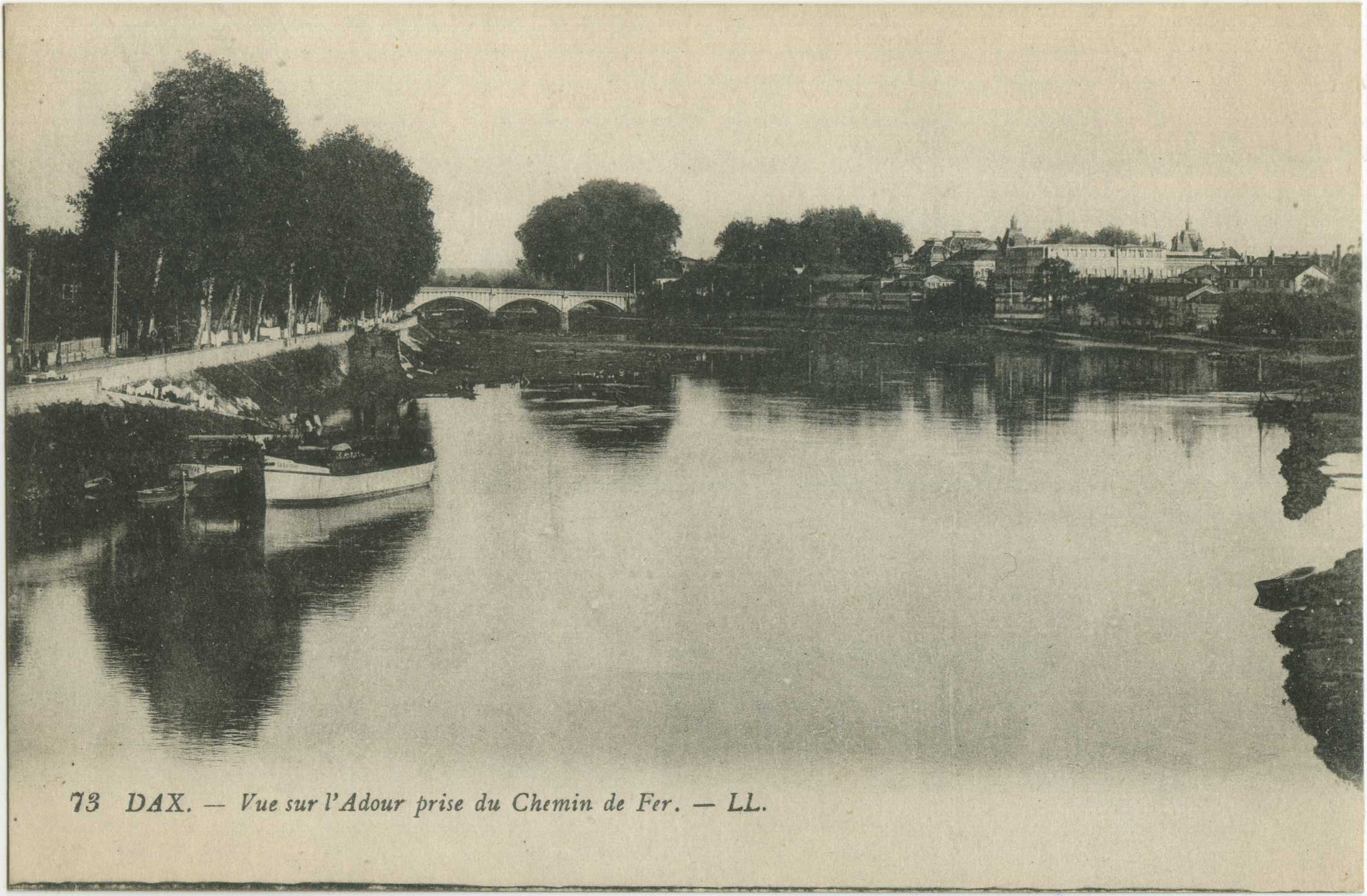 Dax - Vue sur l'Adour prise du Chemin de Fer.