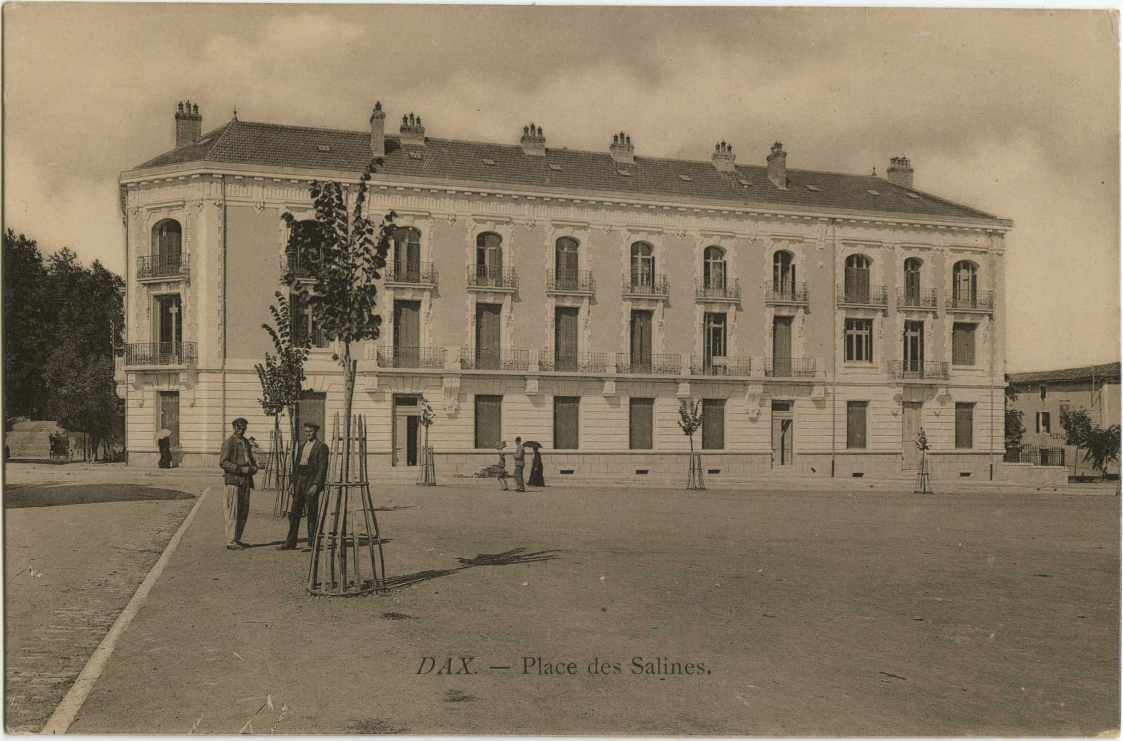 Dax - Place des Salines.