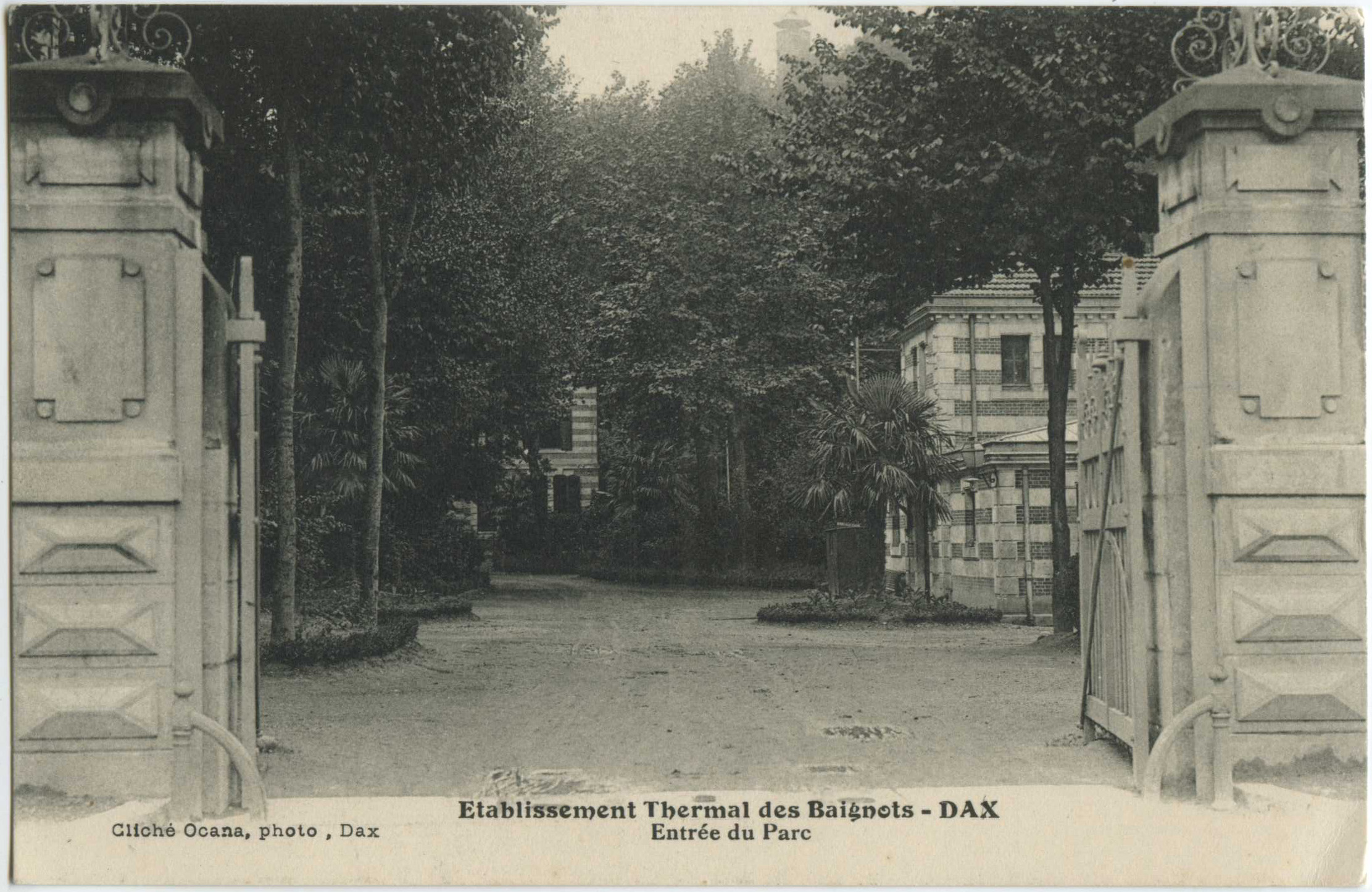 Dax - Etablissement Thermal des Baignots - Entrée du Parc