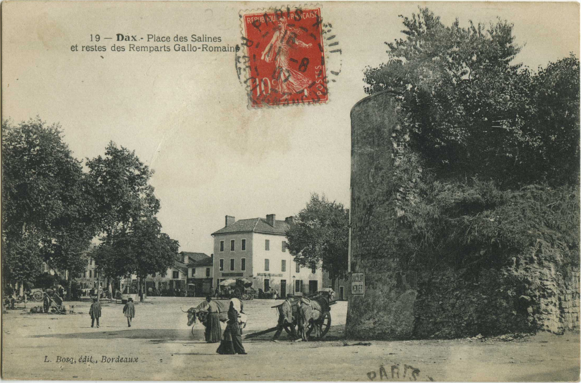 Dax - Place des Salines et restes des Remparts Gallo-Romains