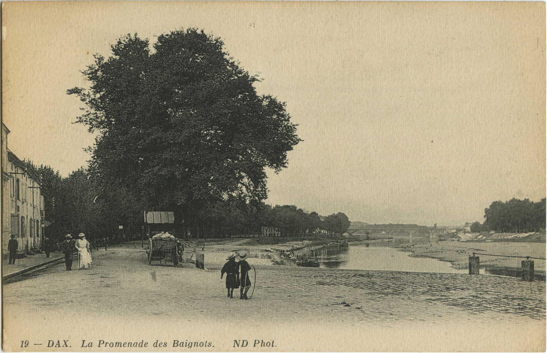 Dax - La Promenade des Baignots.