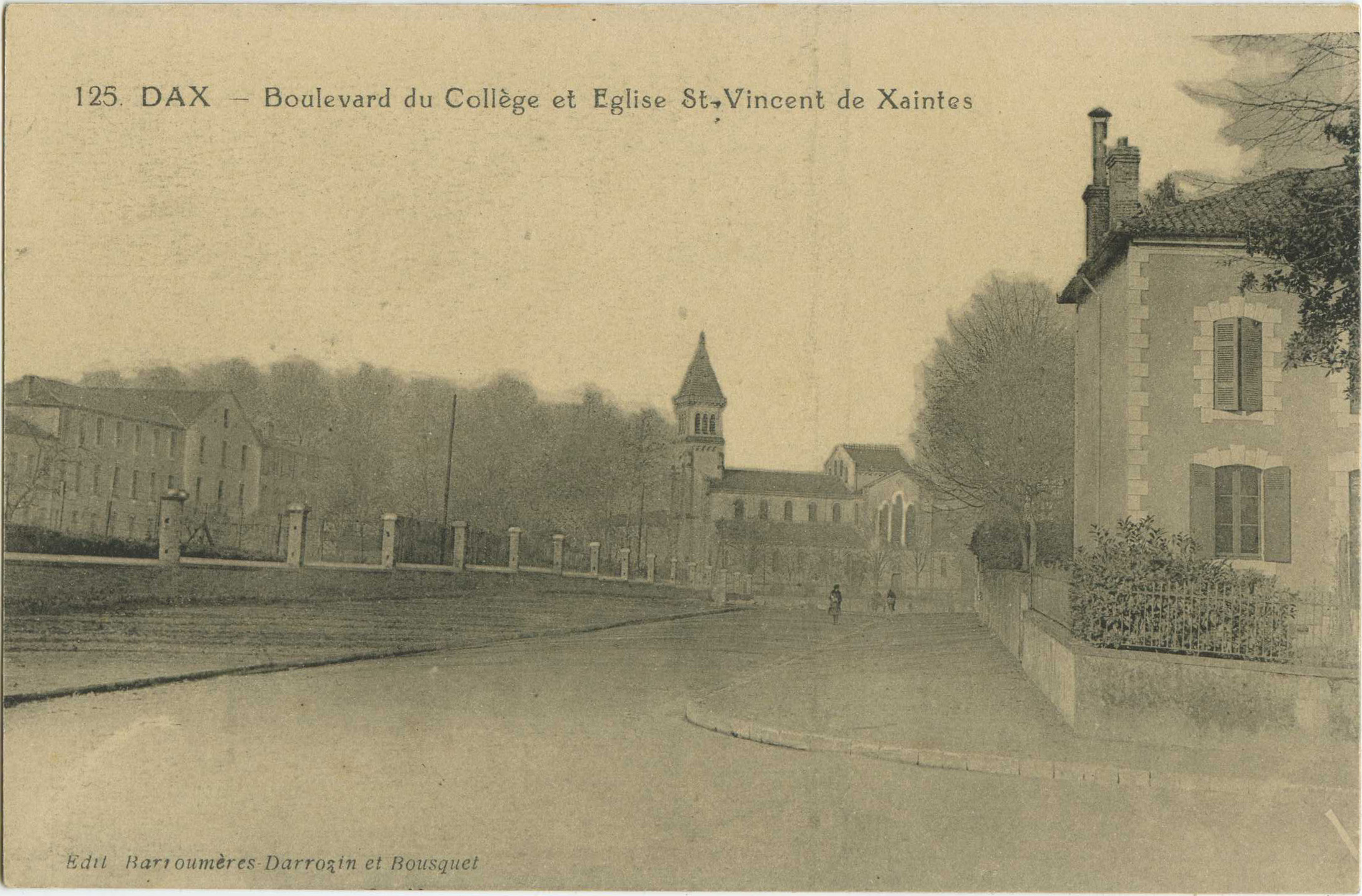 Dax - Boulevard du Collège et Eglise St-Vincent de Xaintes