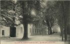 Carte postale ancienne - Dax - COLLÈGE DE JEUNES FILLES DE DAX - ALLÉE DES PLATANES