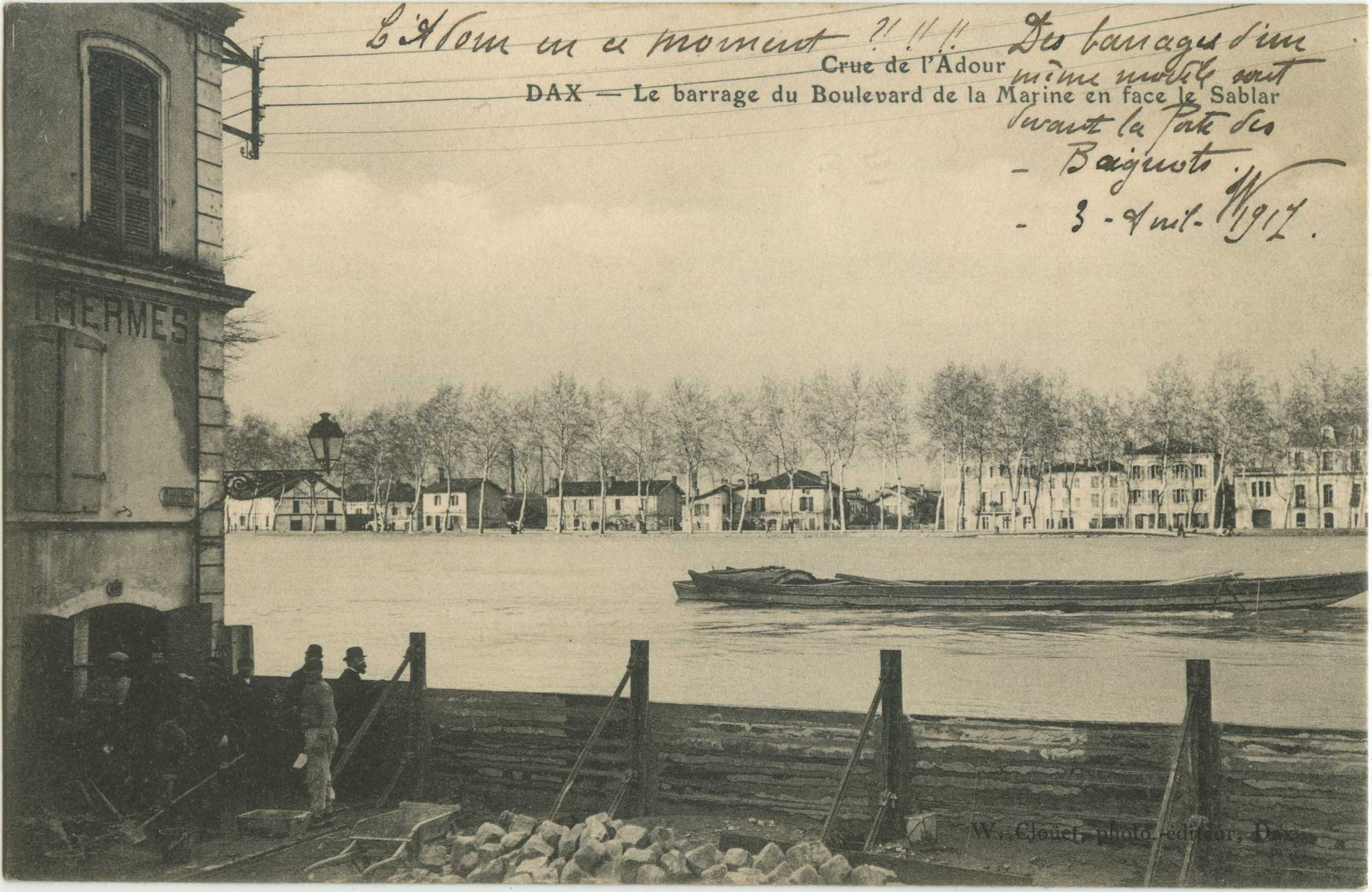 Dax - Crue de l'Adour - Le barrage du Boulevard de la Marine en face le Sablar