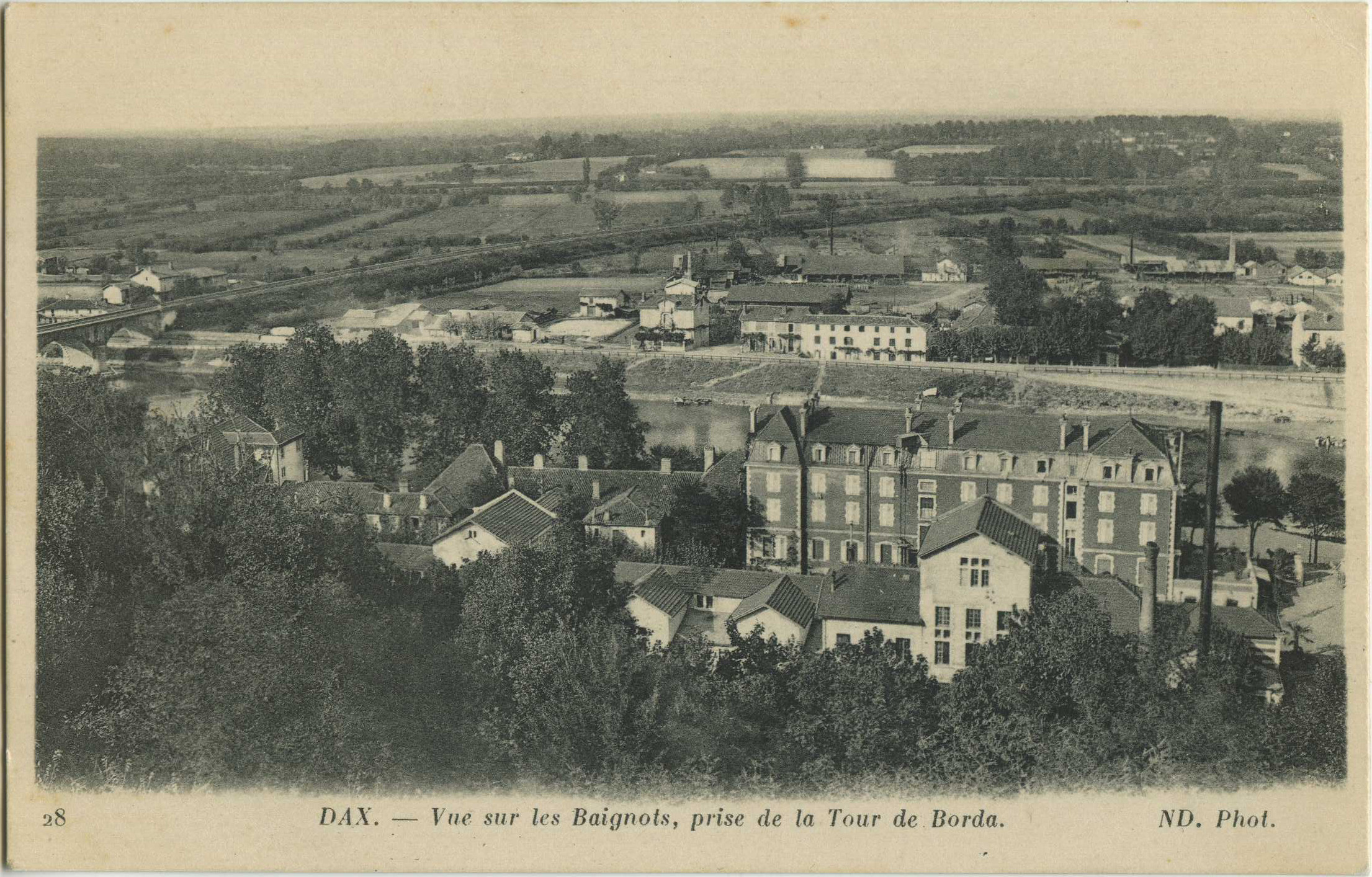 Dax - Vue sur les Baignots, prise de la Tour de Borda.