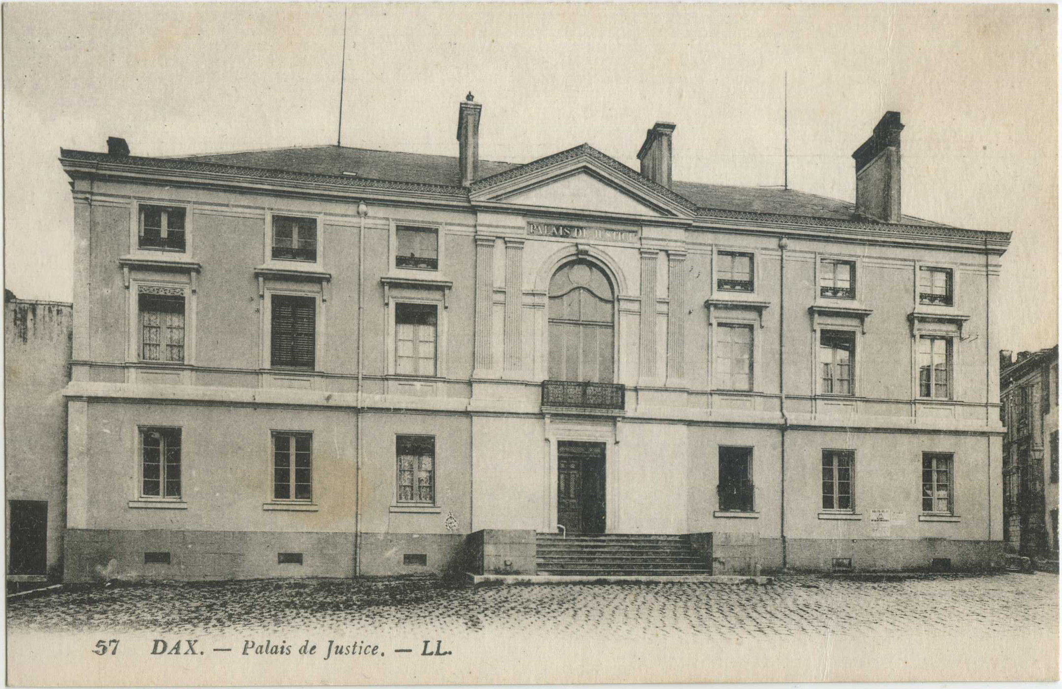 Dax - Palais de Justice.