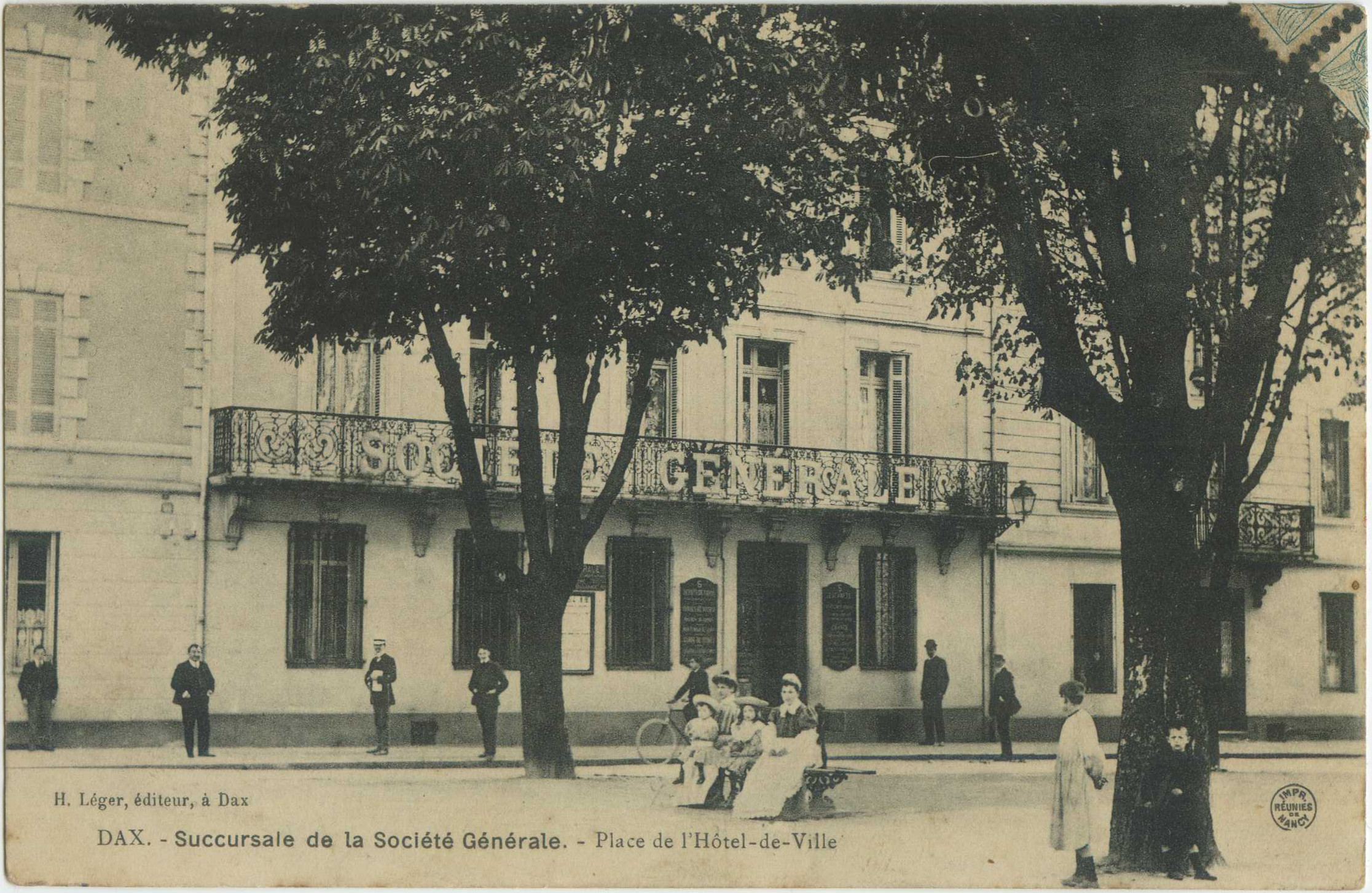 Dax - Succursale de la Société Générale. - Place de l'Hôtel-de-Ville