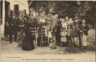 Carte postale ancienne - Landes - Une Noce dans les LANDES - Après le pardon - Les Etrennes