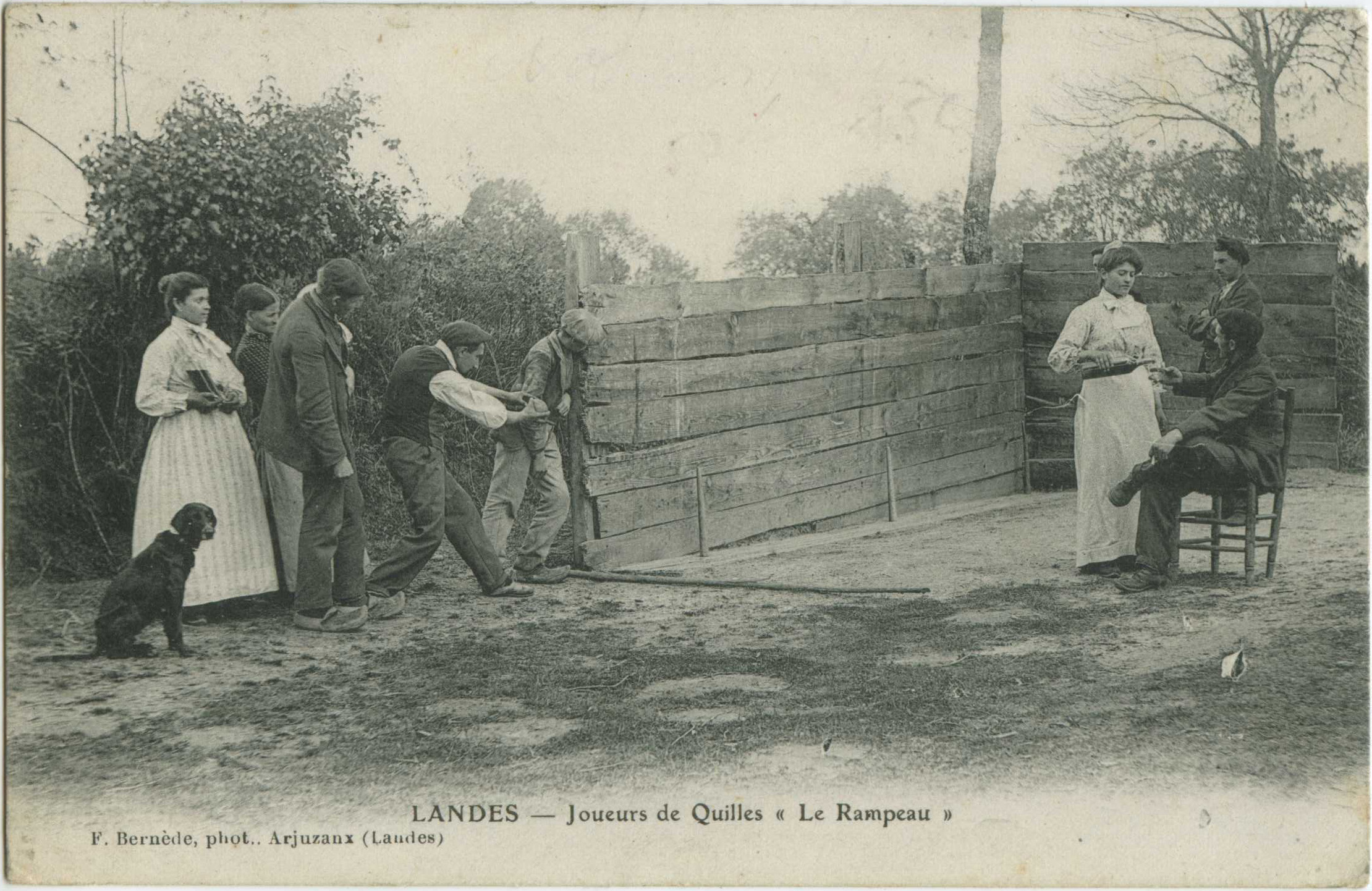 Landes - LANDES - Joueurs de Quilles « Le Rampeau »