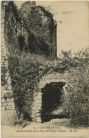 Carte postale ancienne - Guiche - Ancienne Porte de la Tour du Vieux Château