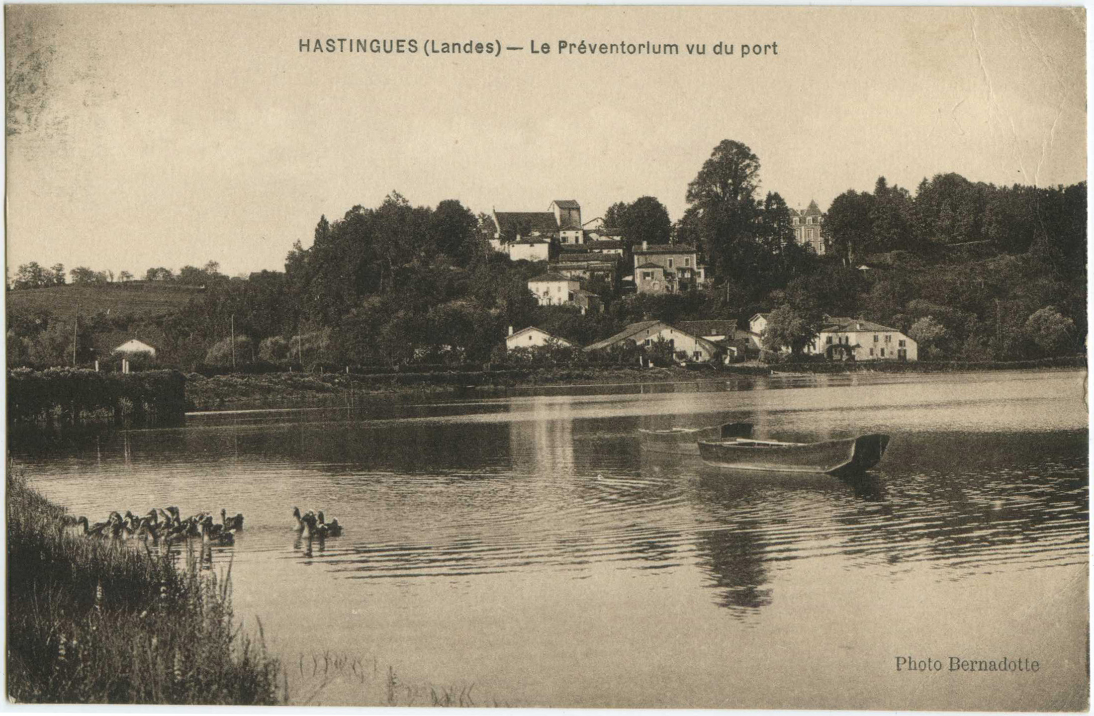 Hastingues - Le Préventorium vu du port