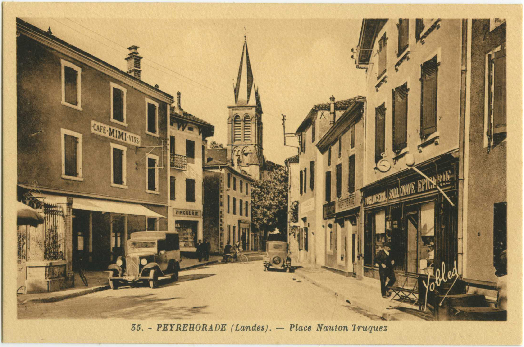 Peyrehorade - Place Nauton Truquez