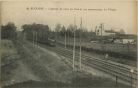 Carte postale ancienne - Saint-Vincent-de-Paul - BUGLOSE - L'arrivée du train en Gare et vue panoramique du Village