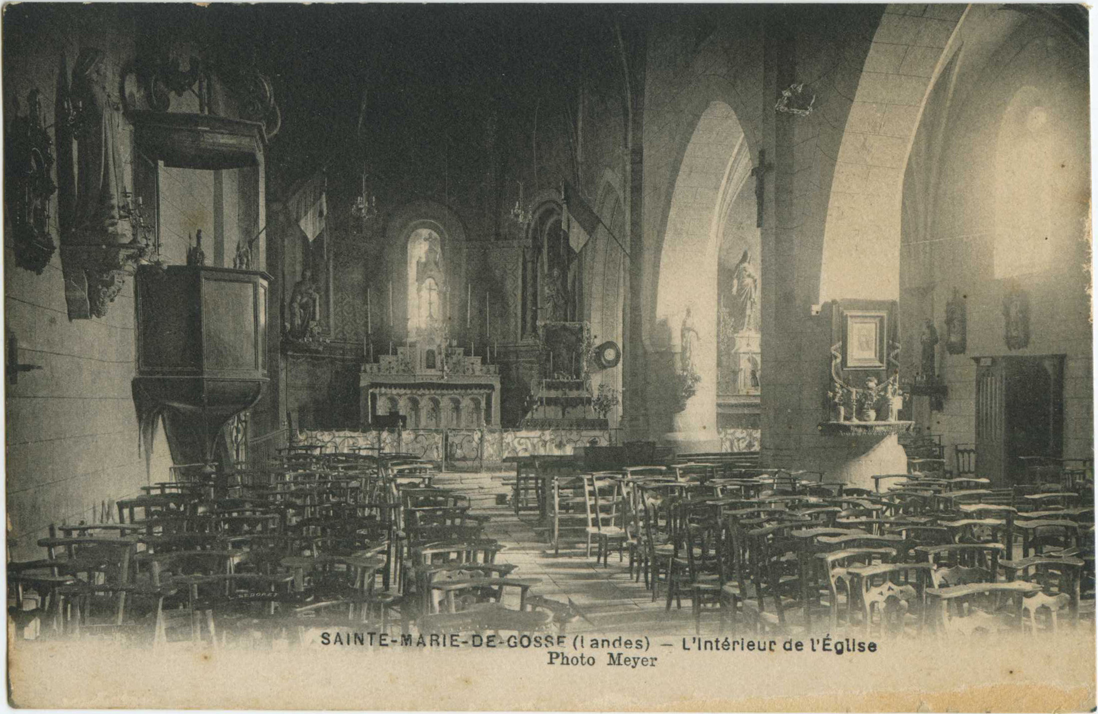 Sainte-Marie-de-Gosse - L'Intérieur de l'Église