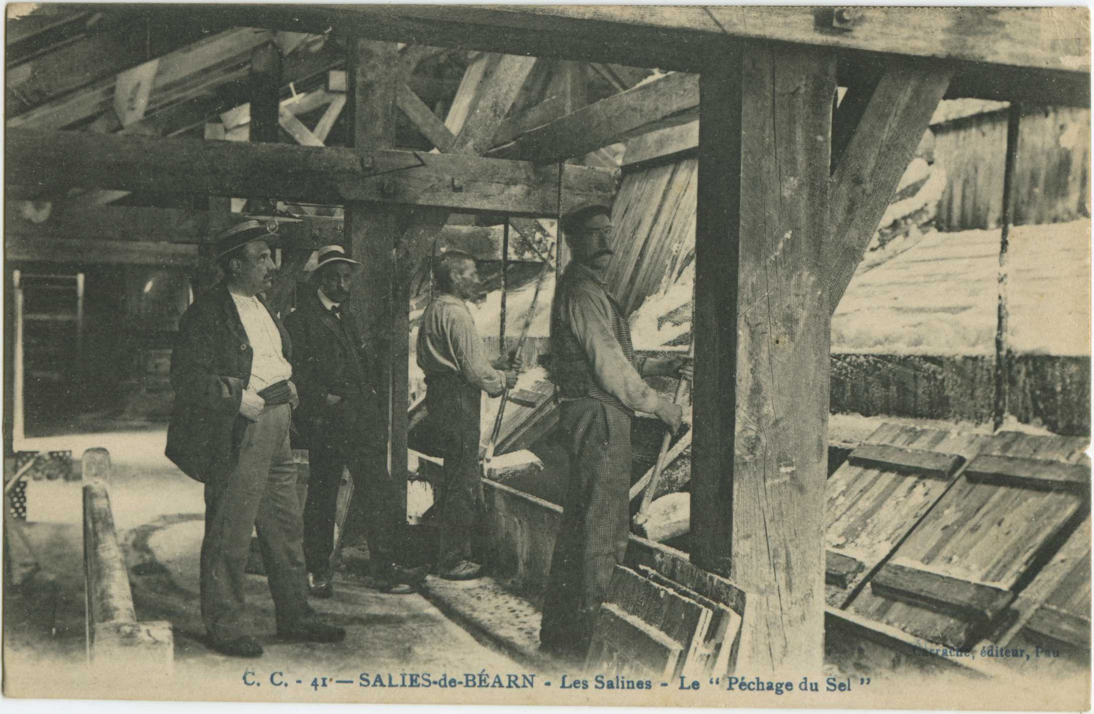 Salies-de-Béarn - Les Salines - Le " Péchage du Sel "