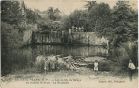 Carte postale ancienne - Salies-de-Béarn - Les bords du Saleys au moulin Nolibos - La Baignade