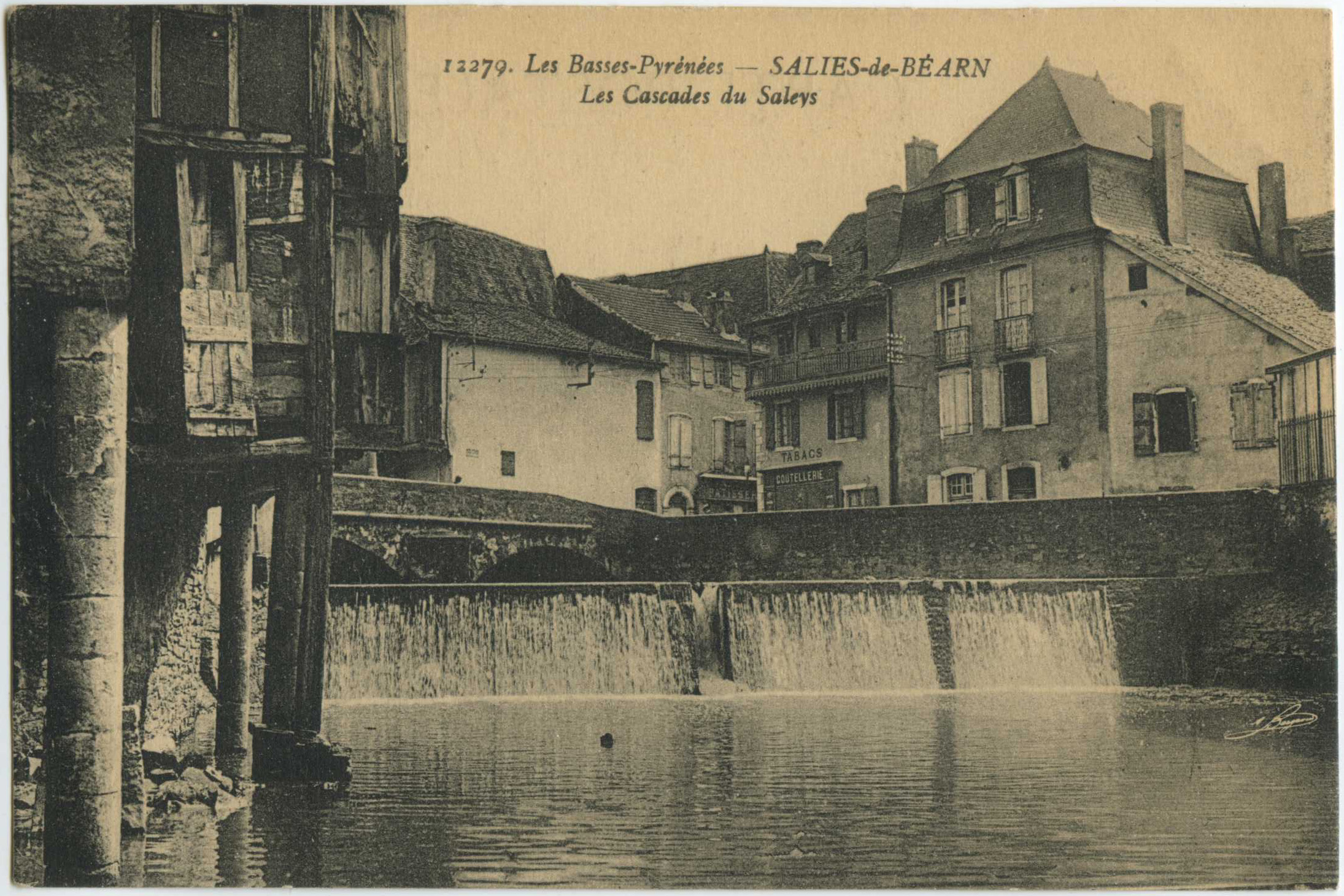 Salies-de-Béarn - Les Cascades du Saleys