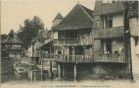 Carte postale ancienne - Salies-de-Béarn - Vieilles maisons sur le Saleys Carte postale ancienne - Salies-de-Béarn - Vieilles maisons sur le Saleys