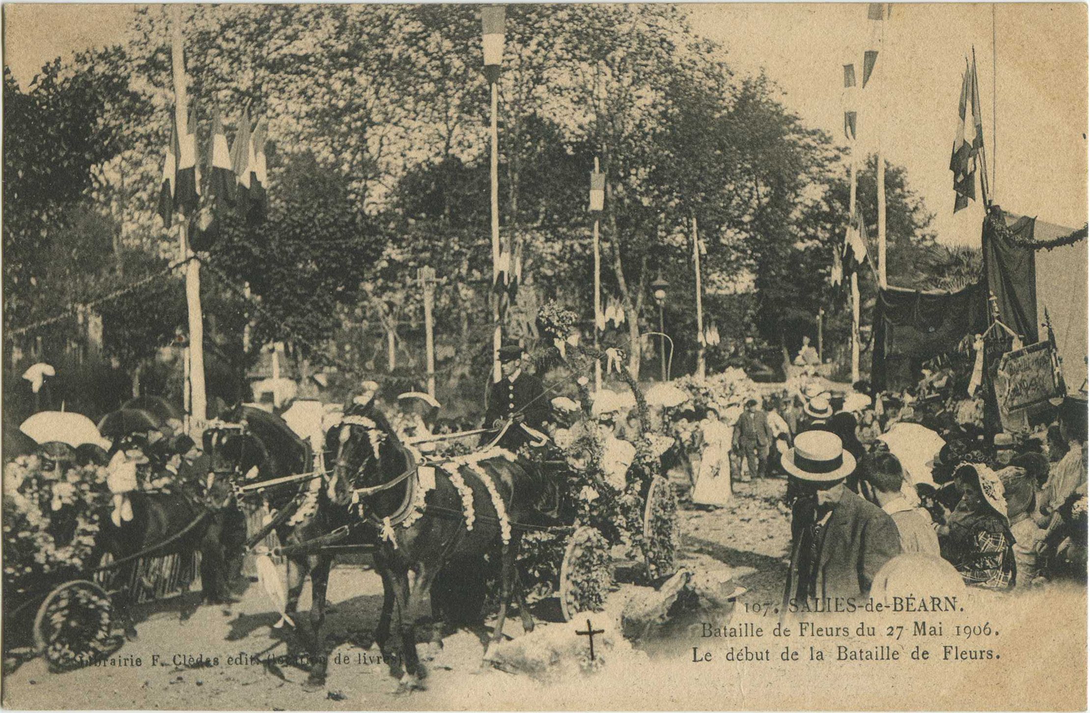 Salies-de-Béarn - Bataille de Fleurs du 27 Mai 1906. Le début de la Bataille de Fleurs.