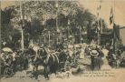 Carte postale ancienne - Salies-de-Béarn - Bataille de Fleurs du 27 Mai 1906. Le début de la Bataille de Fleurs.