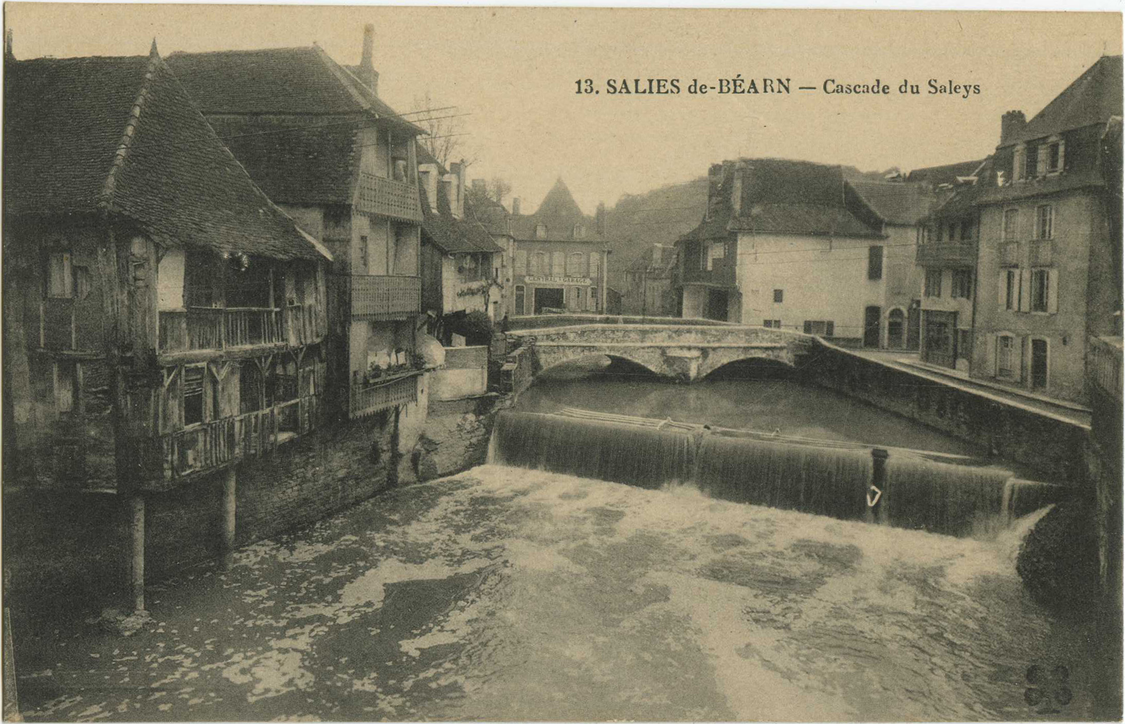 Salies-de-Béarn - Cascade du Saleys