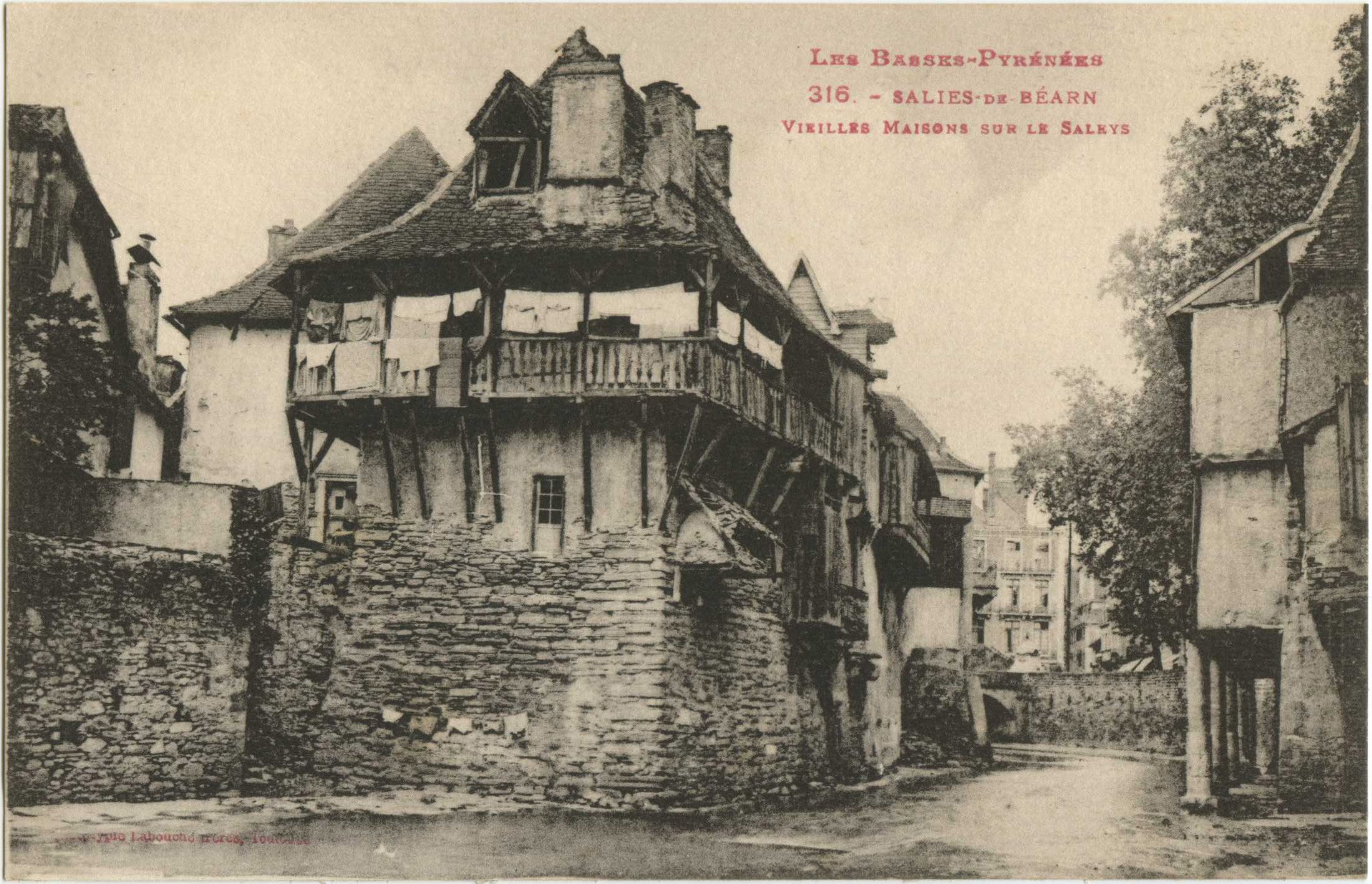 Salies-de-Béarn - Vieilles Maisons sur le Saleys