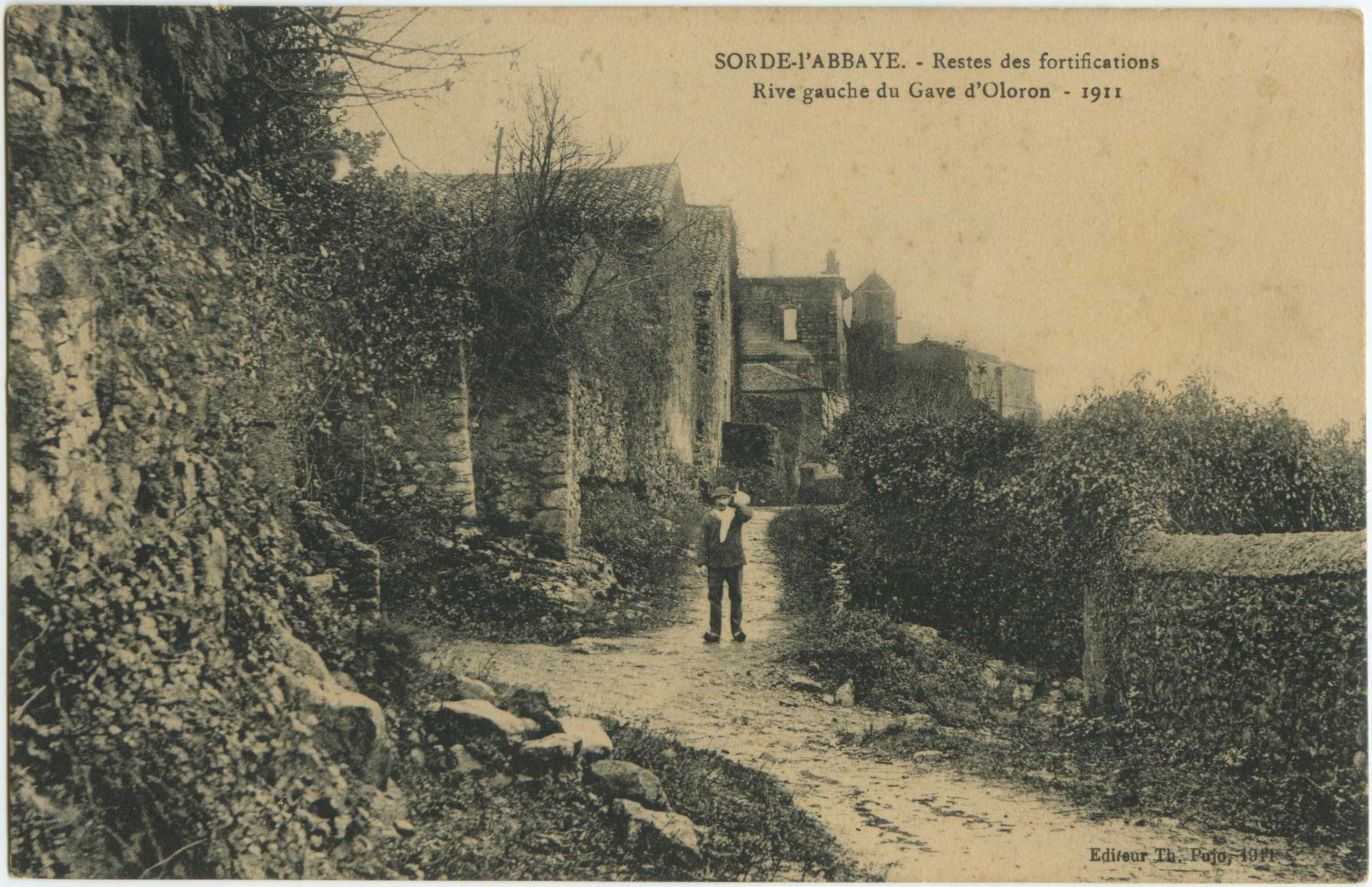 Sorde-l'Abbaye - Restes des fortifications - Rive gauche du Gave d'Oloron - 1911