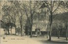 Carte postale ancienne - Sorde-l'Abbaye - Place de l'Église Carte postale ancienne - Sorde-l'Abbaye - Place de l'Église